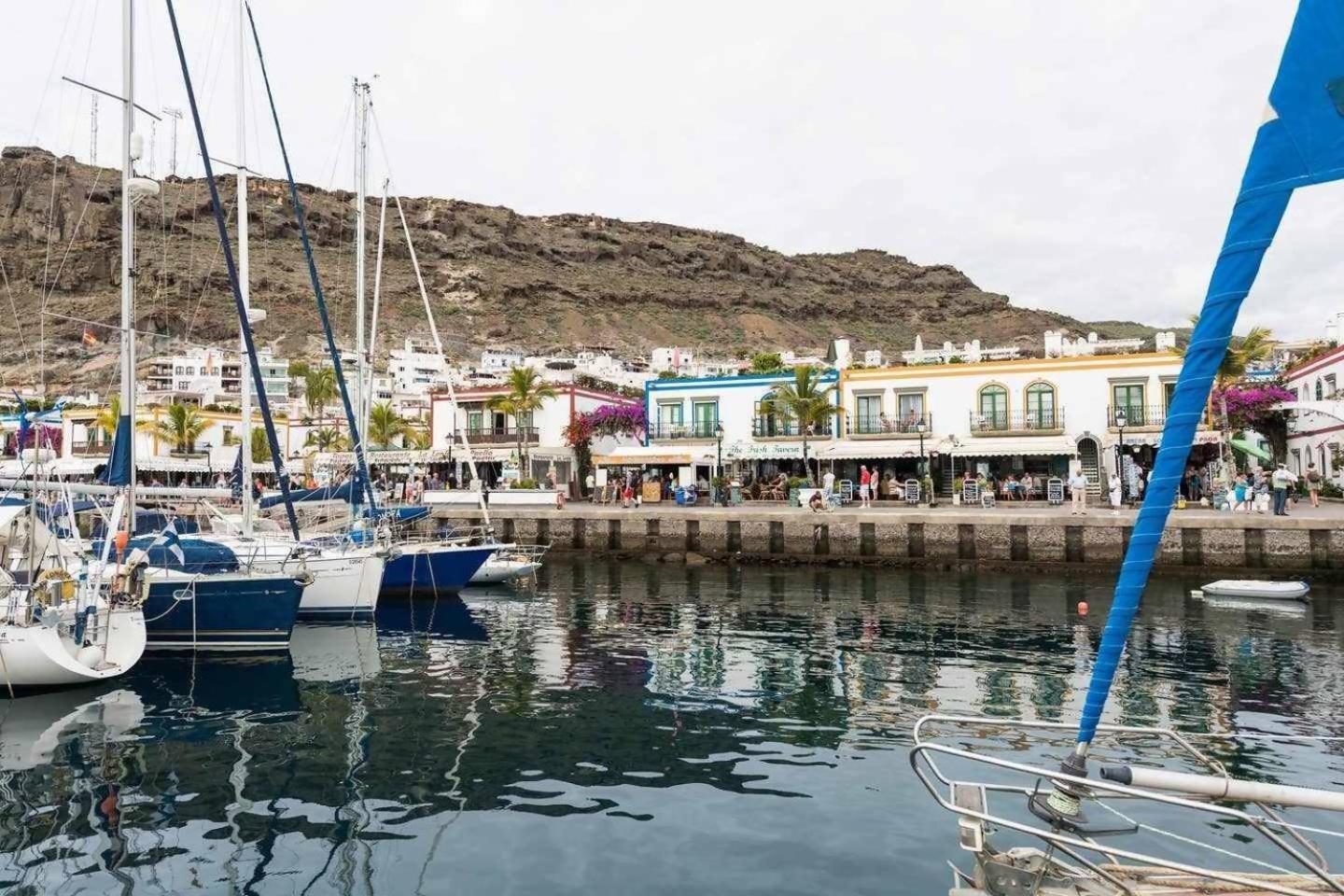 Hotel Precioso Yate En El Centro Del Puerto De Mogan Exterior foto